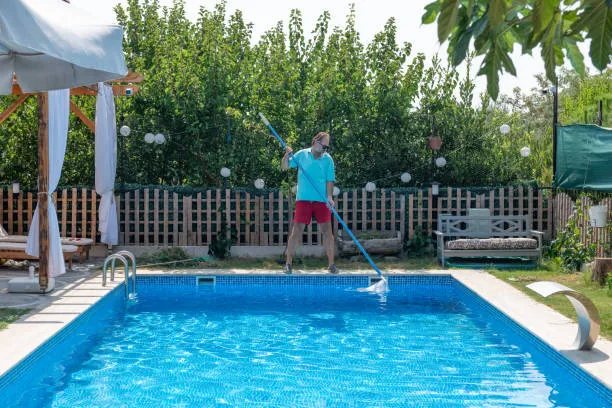 
Best-pool-cleaner-in-houston