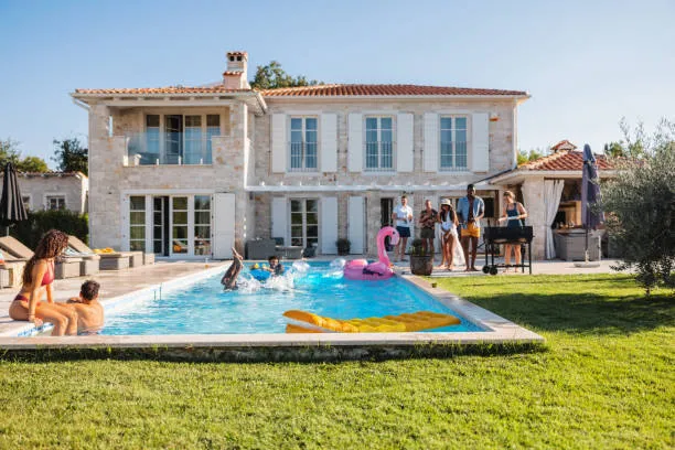 Houston-climate-affect-on-swimming-pool