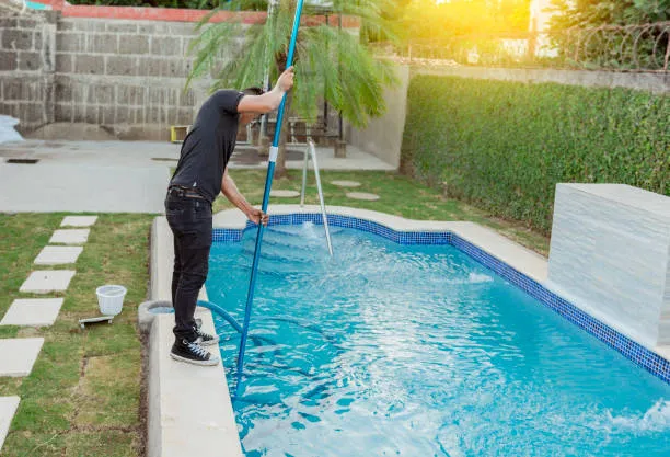 maintaining-swimming-pools-in-houston